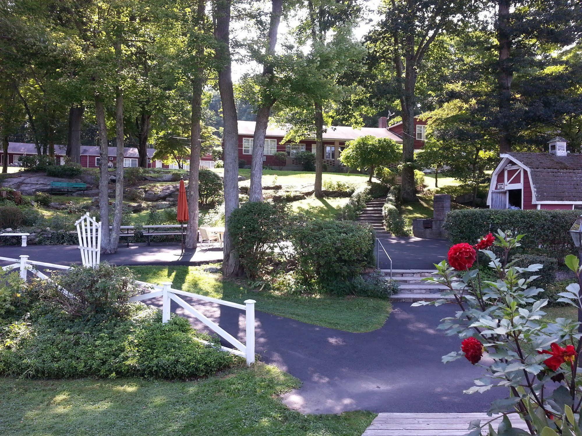 Heidi'S Inn Brewster Εξωτερικό φωτογραφία