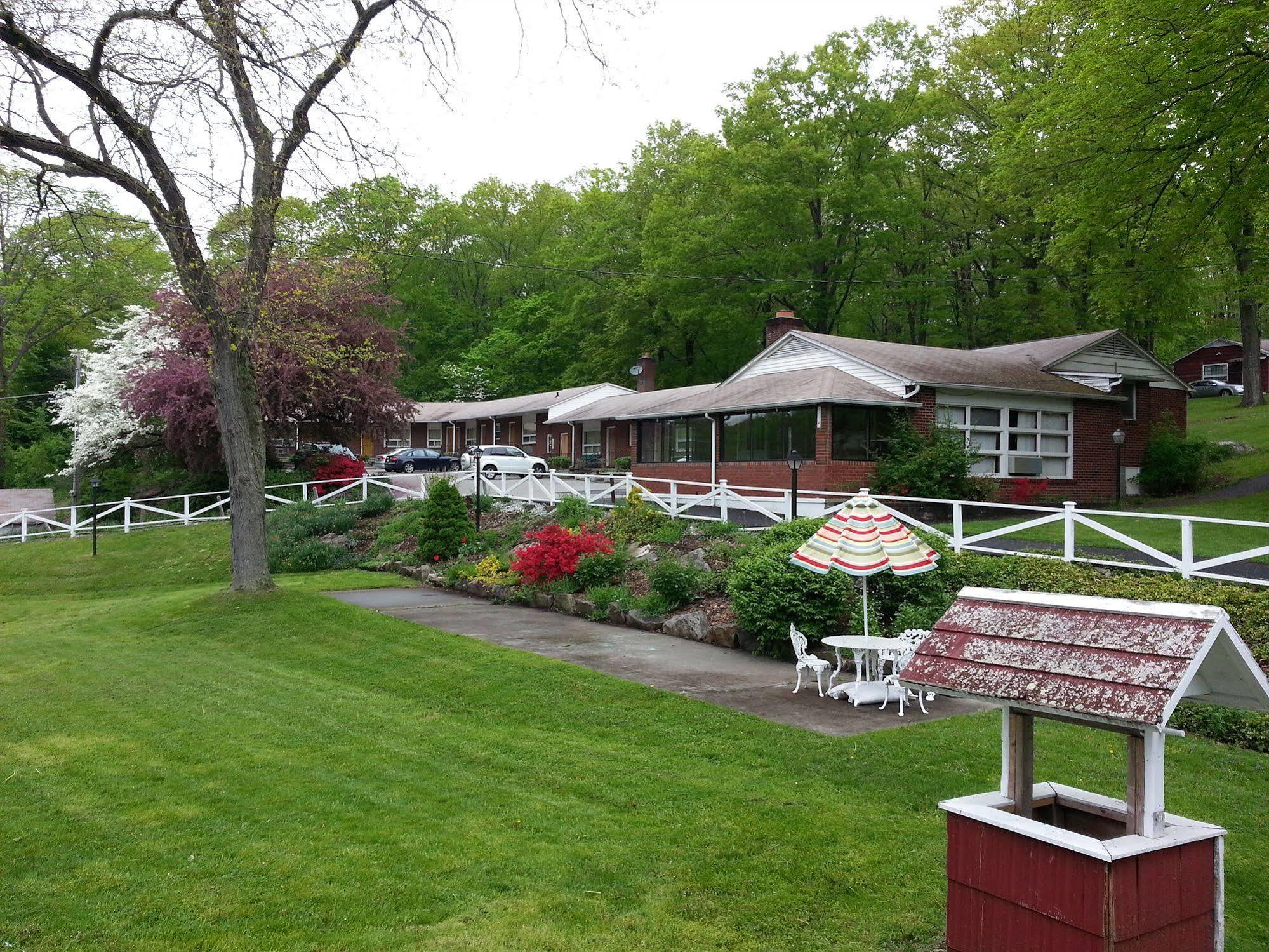 Heidi'S Inn Brewster Εξωτερικό φωτογραφία